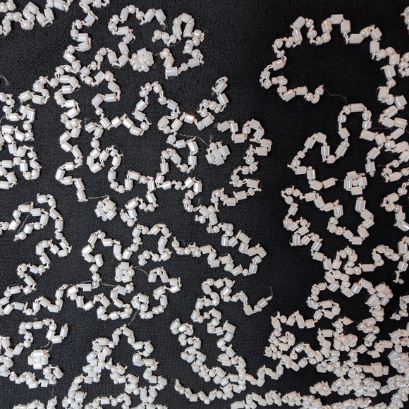 Chic Black and White Beaded Women's Blouse - Picture 8 of 10